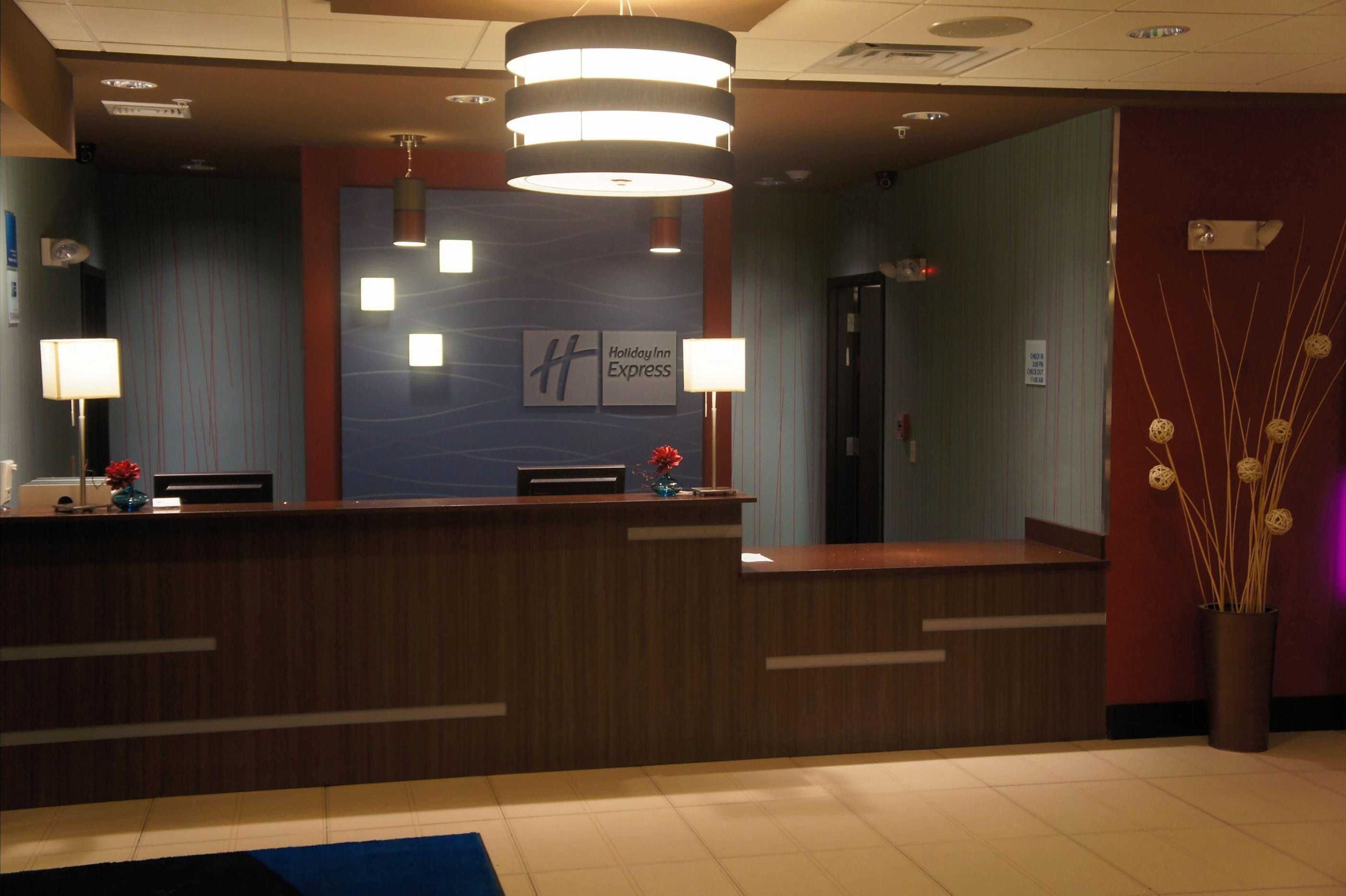 Holiday Inn Express & Suites Northeast By Ihg Йорк Екстериор снимка
