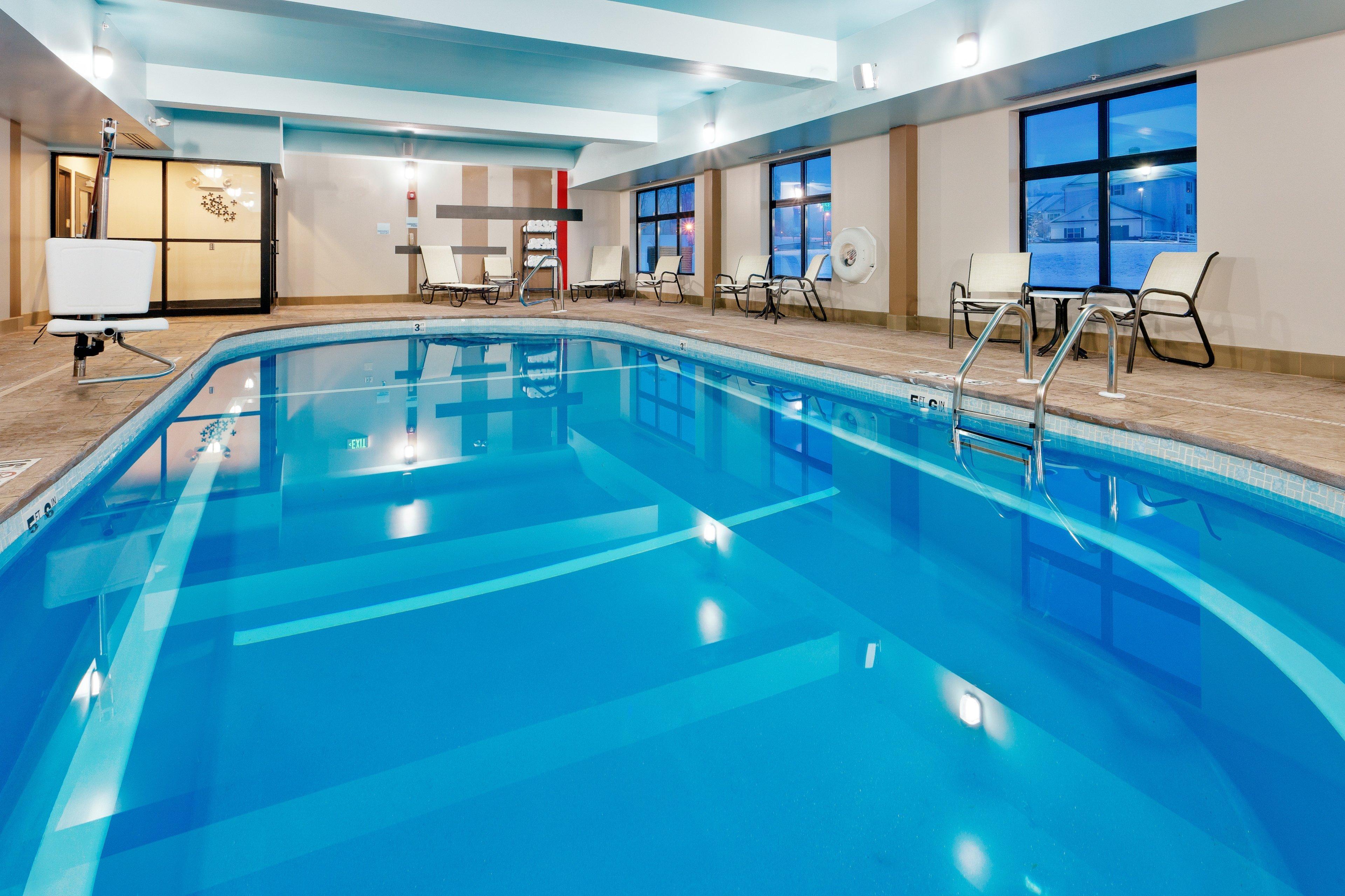 Holiday Inn Express & Suites Northeast By Ihg Йорк Екстериор снимка