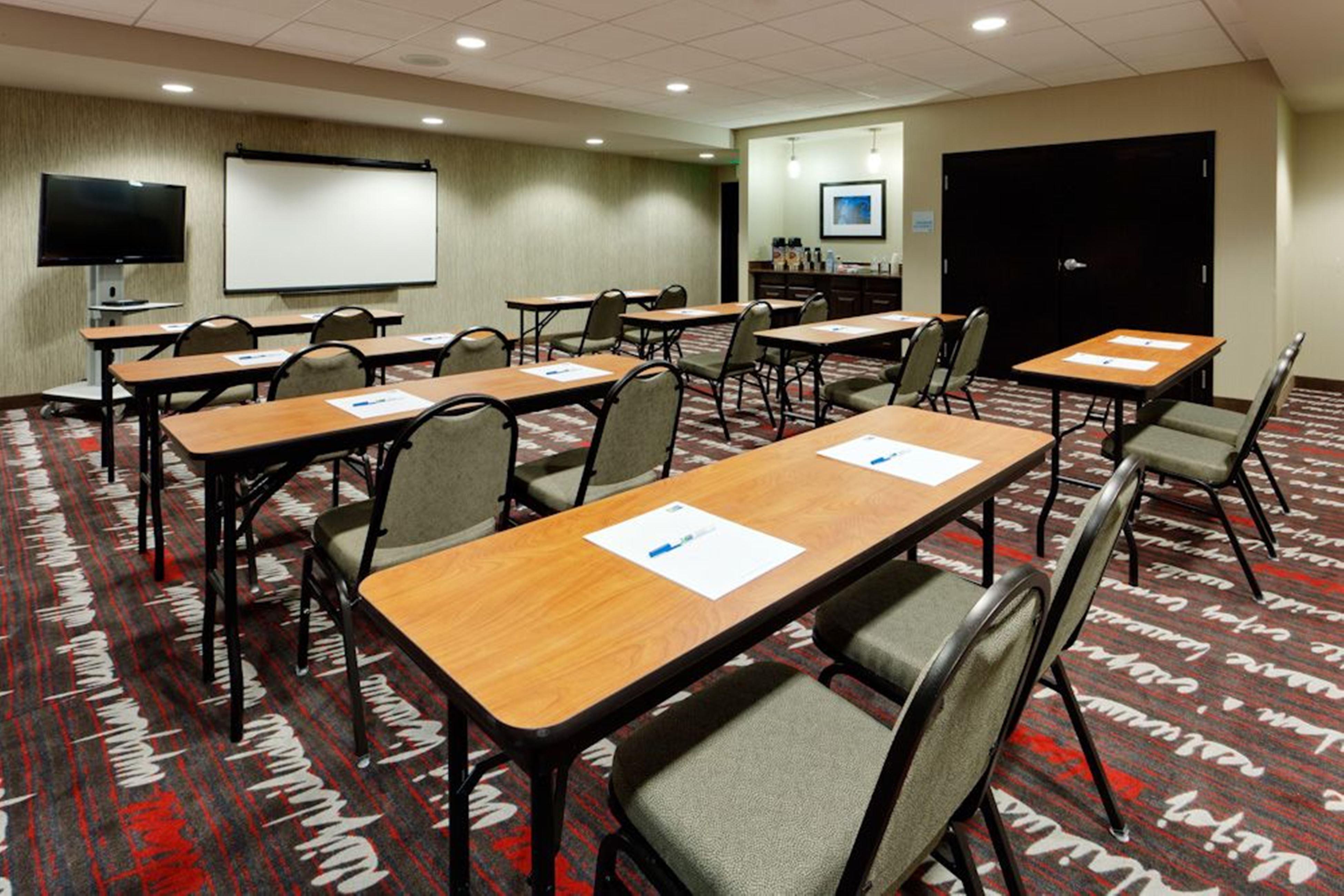 Holiday Inn Express & Suites Northeast By Ihg Йорк Екстериор снимка