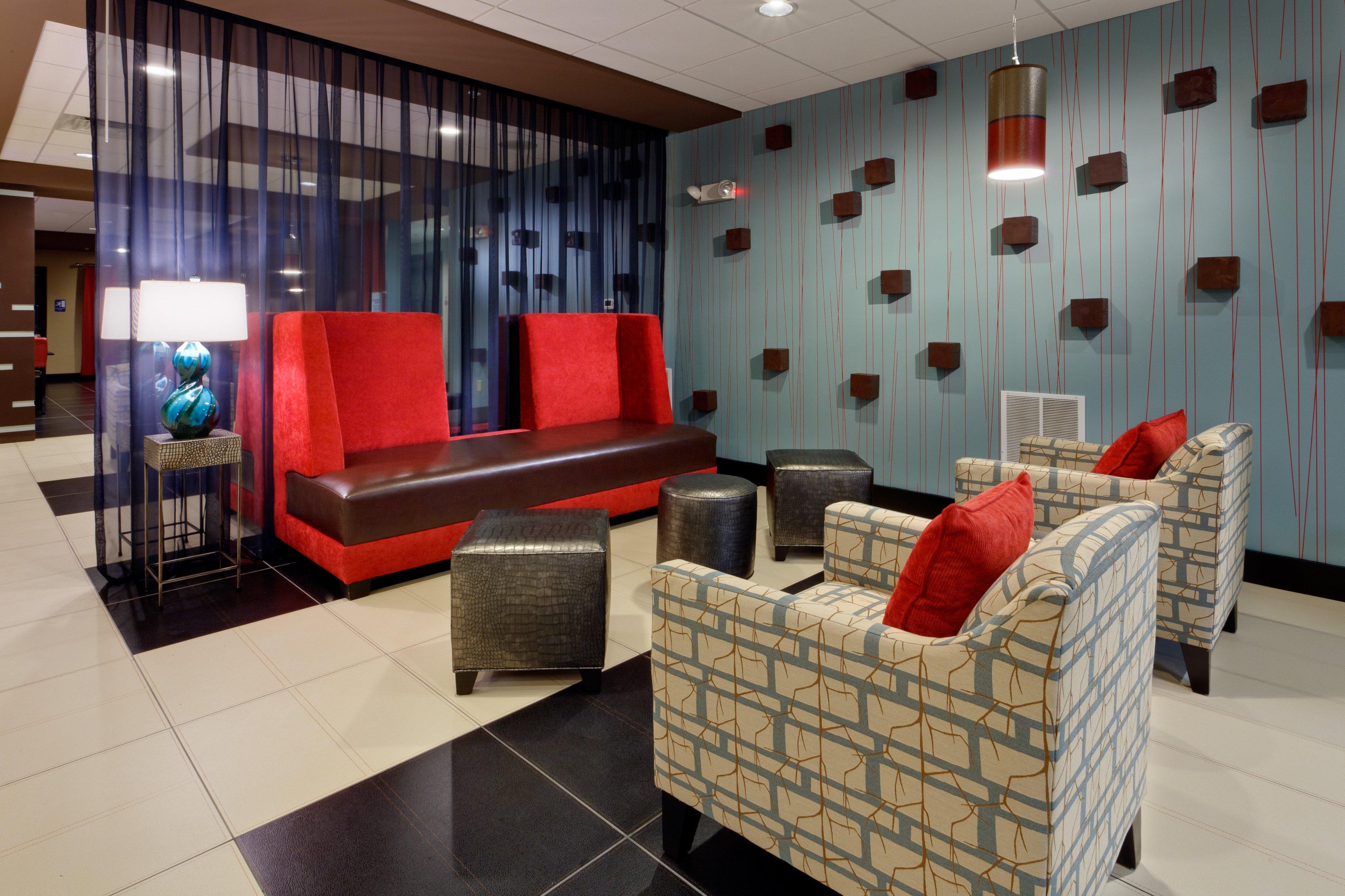 Holiday Inn Express & Suites Northeast By Ihg Йорк Екстериор снимка